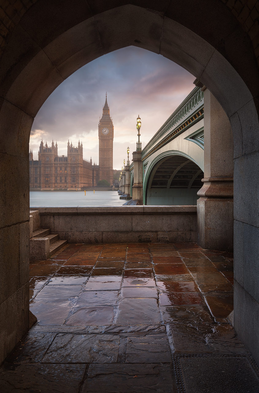 The Houses of Parliament and Big Ben in London at dusk.